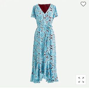NWT V-neck flutter-hem dress in aqua paisley size 4